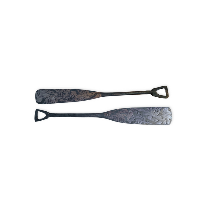 Par de Remos em Madeira Entalhada