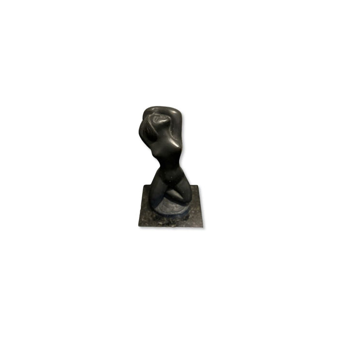 Ceschiatti Nú Feminino