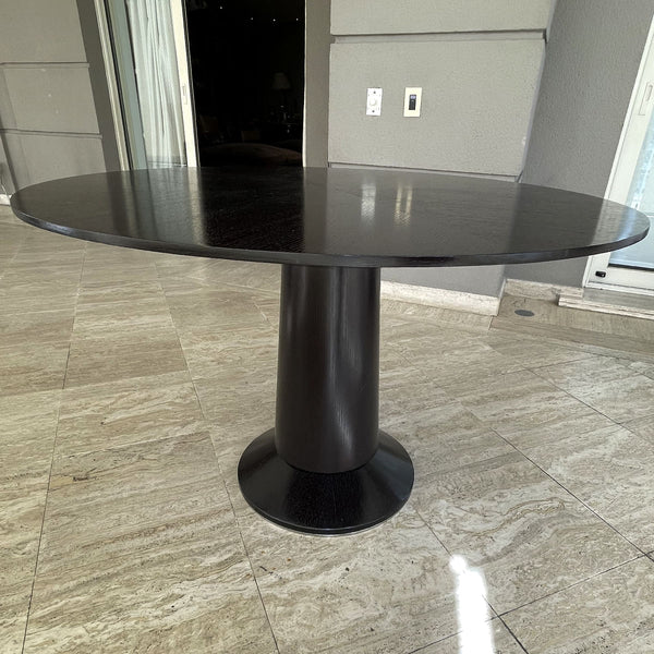Mesa Oval Ebanizada