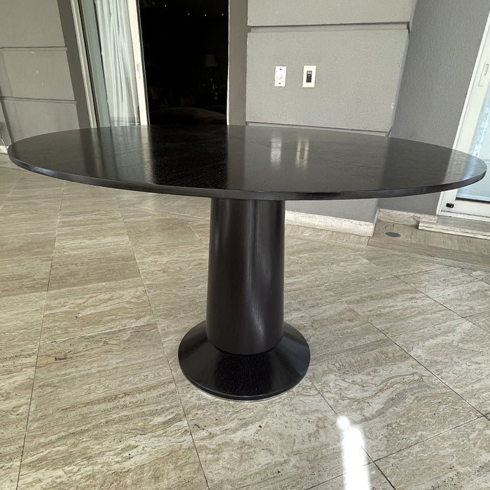 Mesa Oval Ebanizada