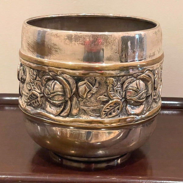 Cachepot em Metal Prateado