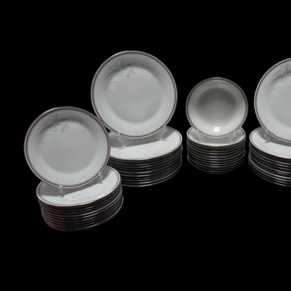 Jogo de Jantar em Porcelana Noritake