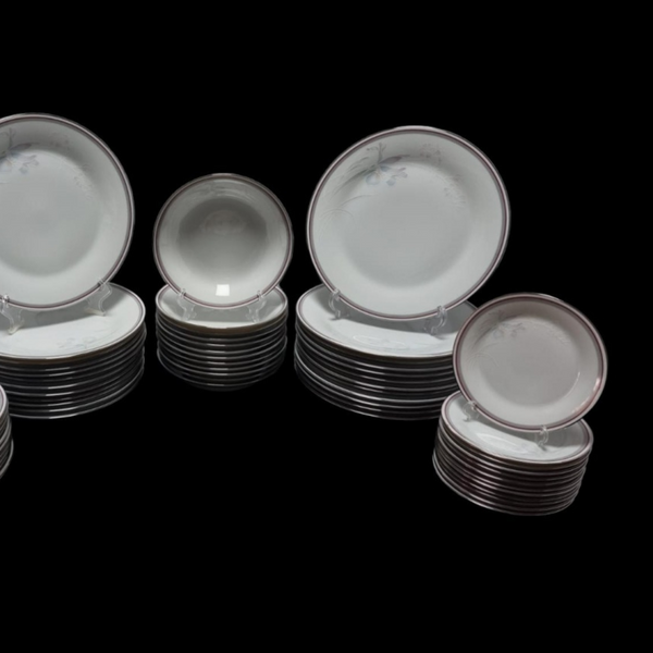 Jogo de Jantar em Porcelana Noritake