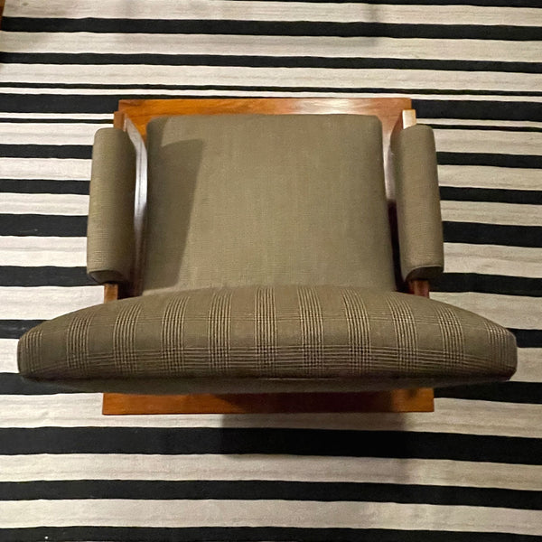 Par de Poltronas em Madeira