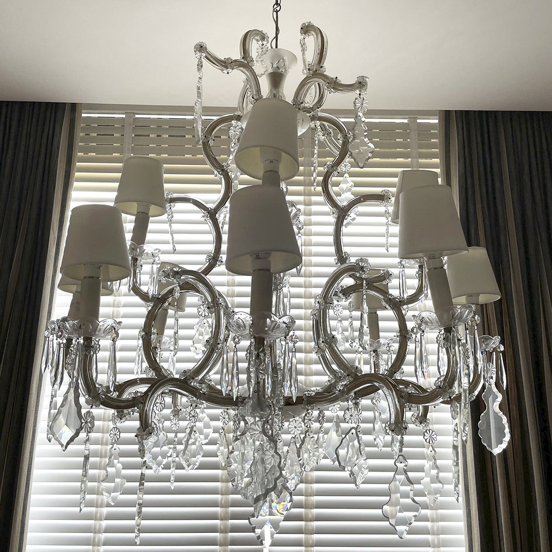 Lustre em Cristal com 12 Cúpulas
