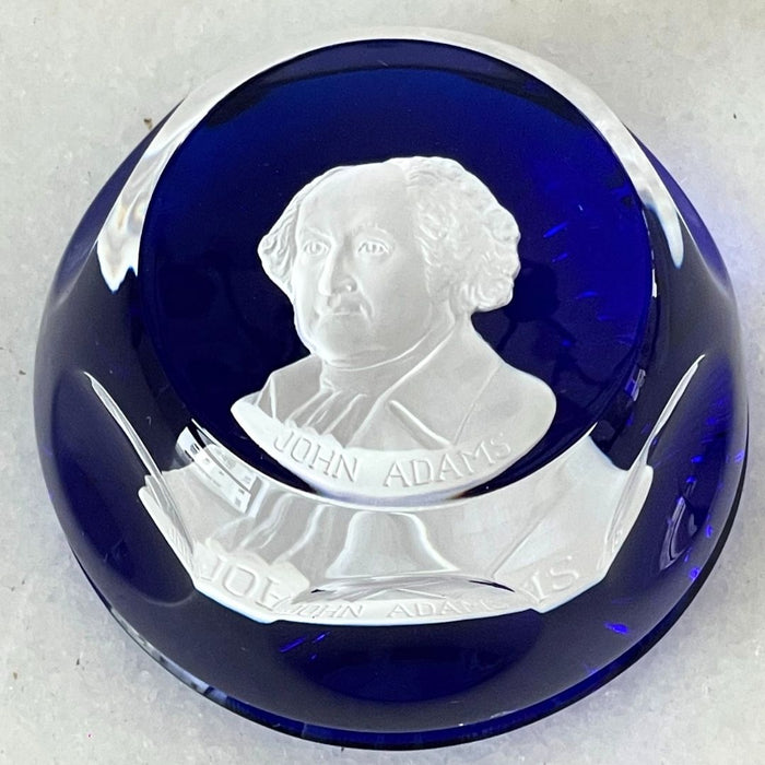 Peso para Papel em Cristal Baccarat John Adams