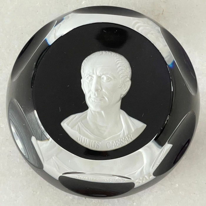 Peso para Papel em Cristal Baccarat Julius Caesar I