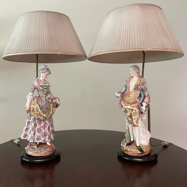Par de Abat-jour em Porcelana de Meissen