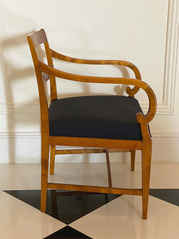 Cadeira Estilo Biedermeier
