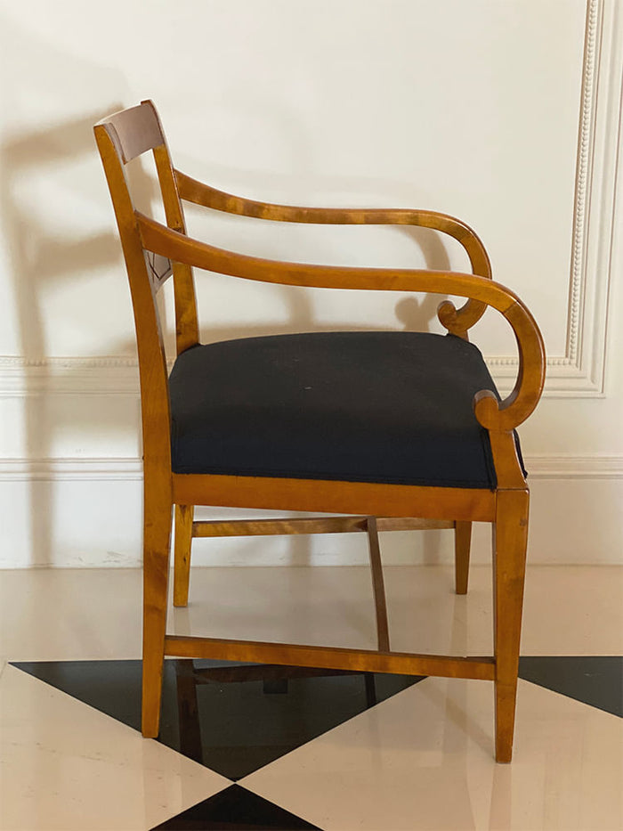 Cadeira Estilo Biedermeier