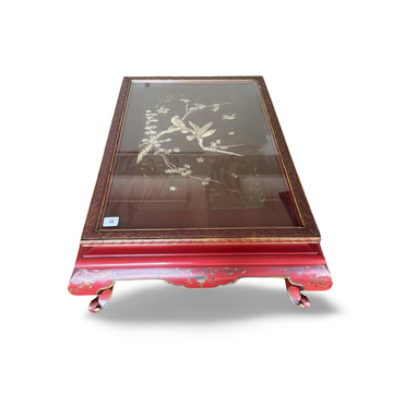 Mesa em Laca Oriental II