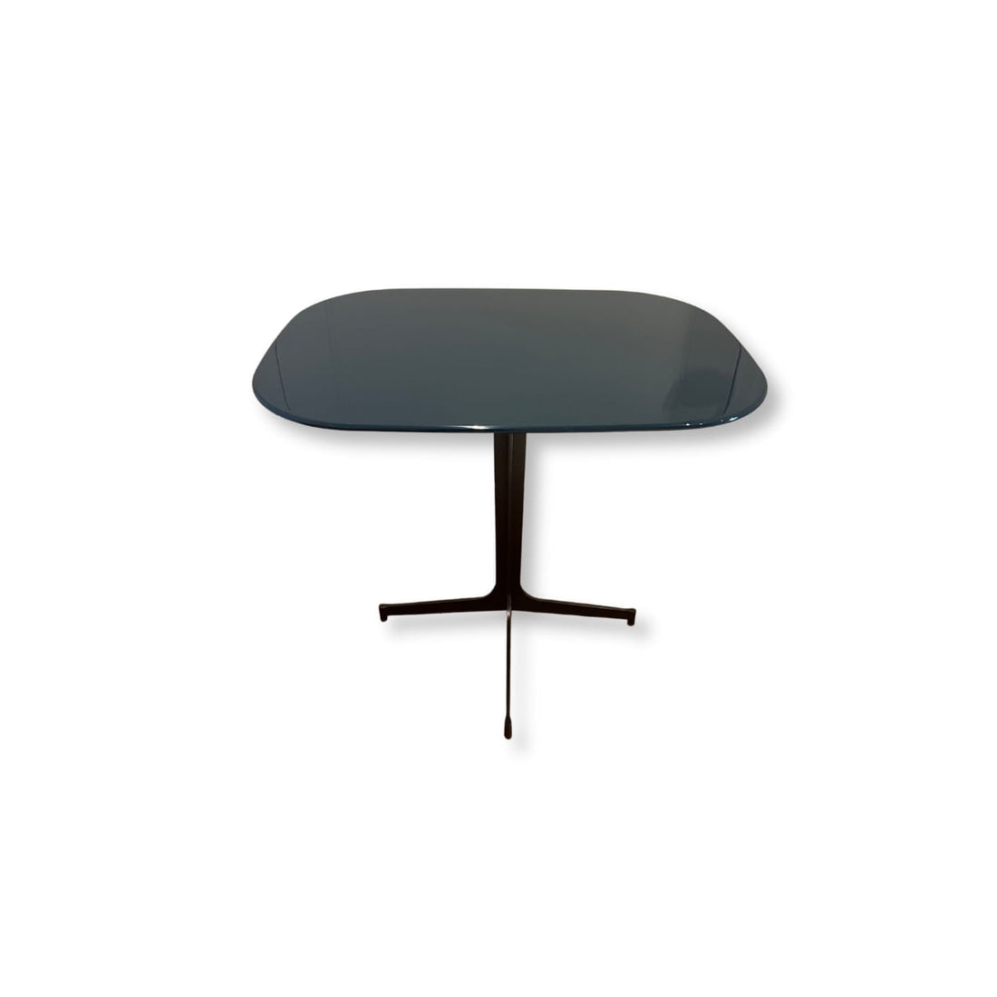 Mesa Lateral em Laca