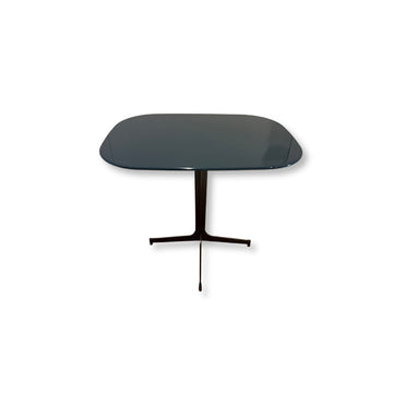 Mesa Lateral em Laca