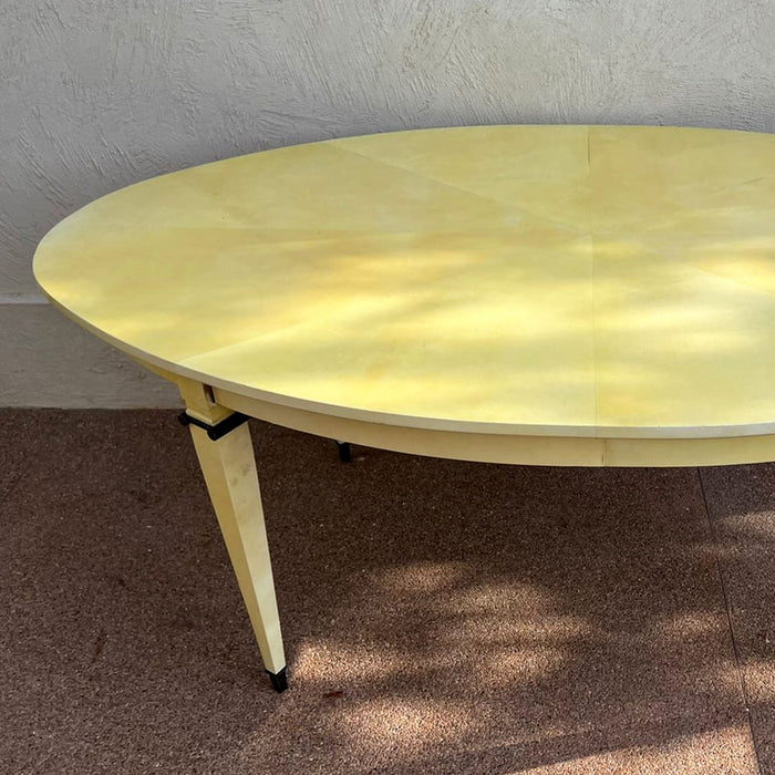 Mesa Oval em Pergaminho