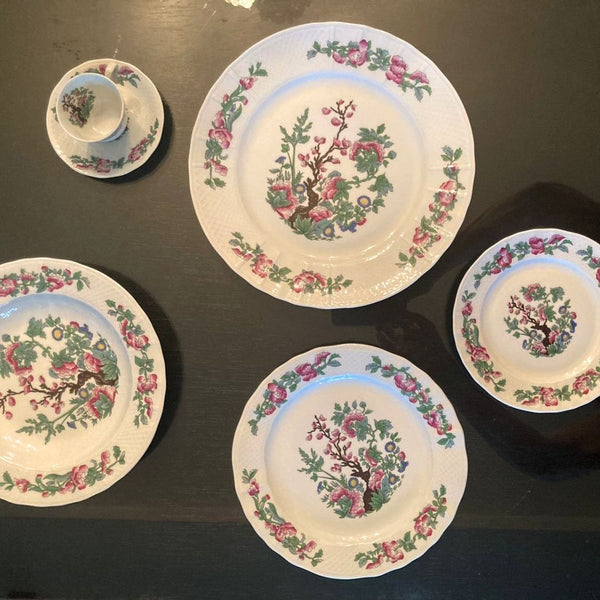 Jogo de Jantar em Porcelana Limoges 417 peças