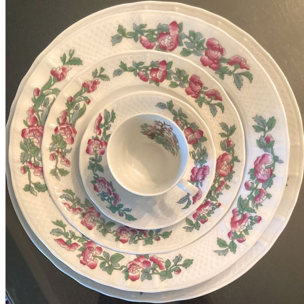 Jogo de Jantar em Porcelana Limoges 417 peças