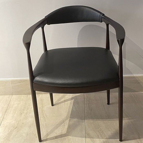 Set 04 Poltronas The Chair II by    Hans Wegner