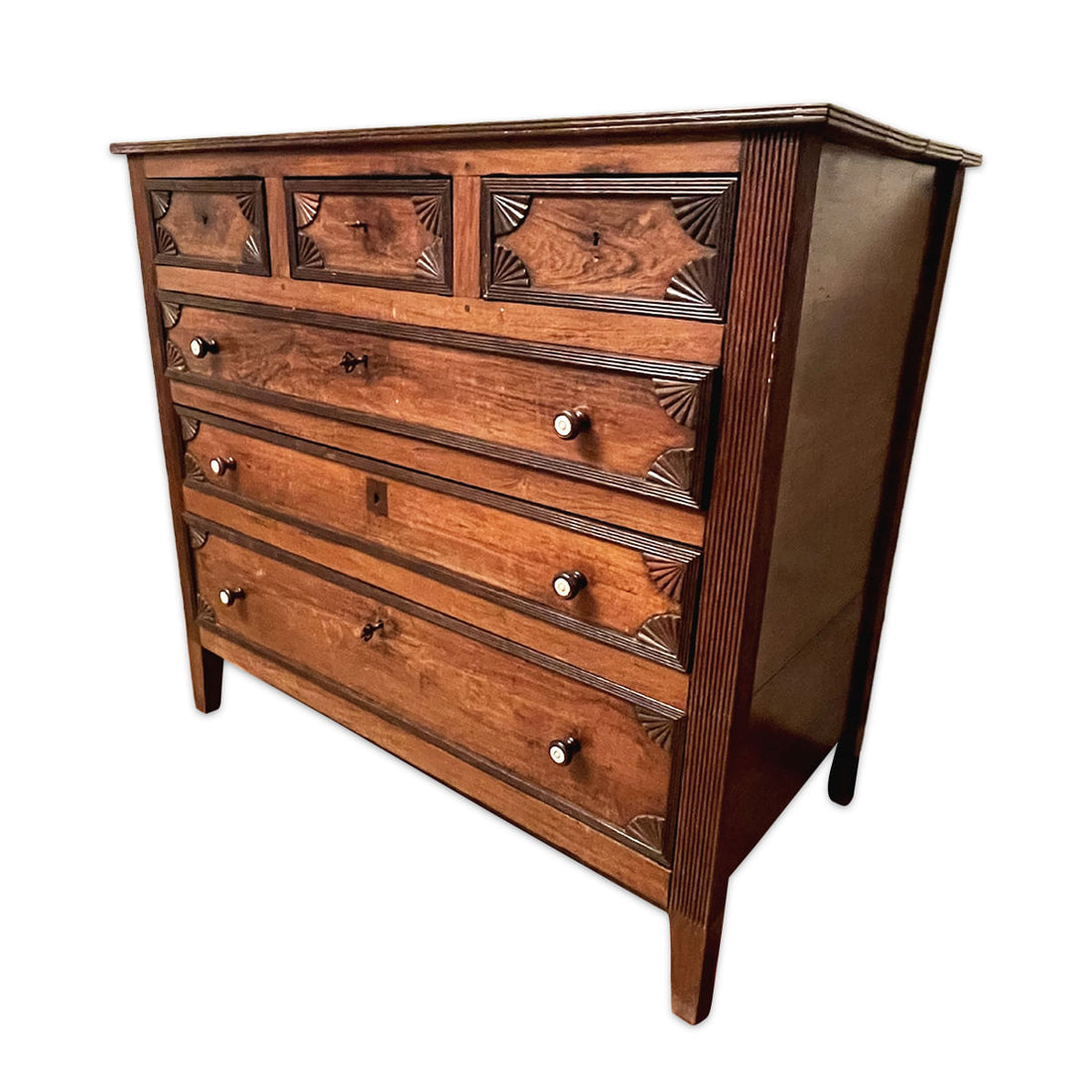 Cômoda em Jacarandá