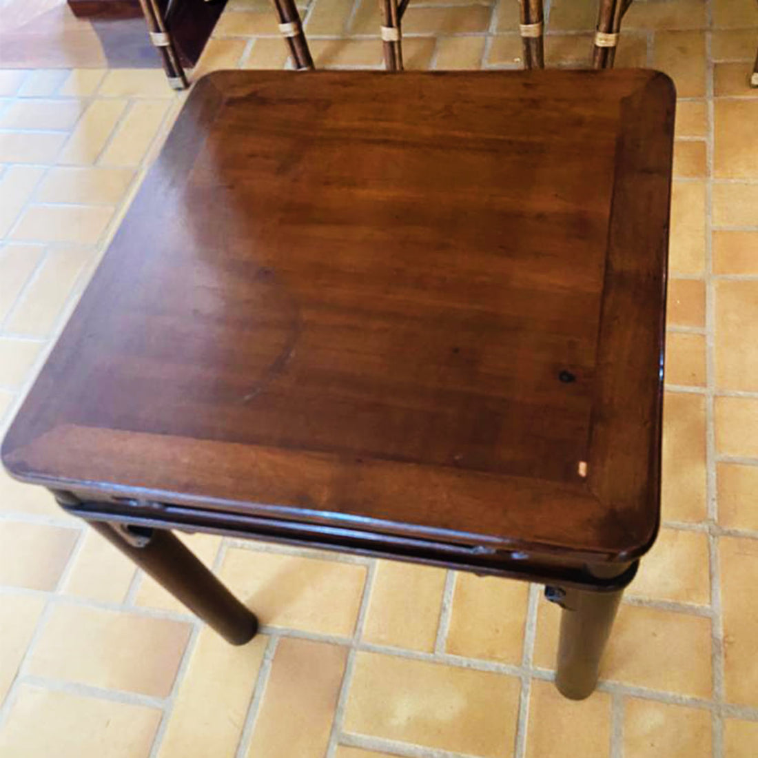 Mesa Lateral em Madeira