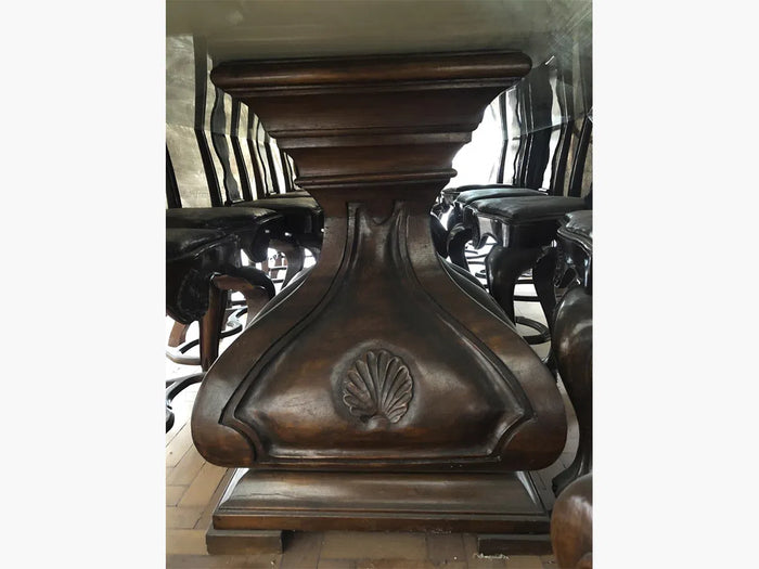 12 Cadeiras e Mesa de Jantar em Jacarandá, Séc. XVIII